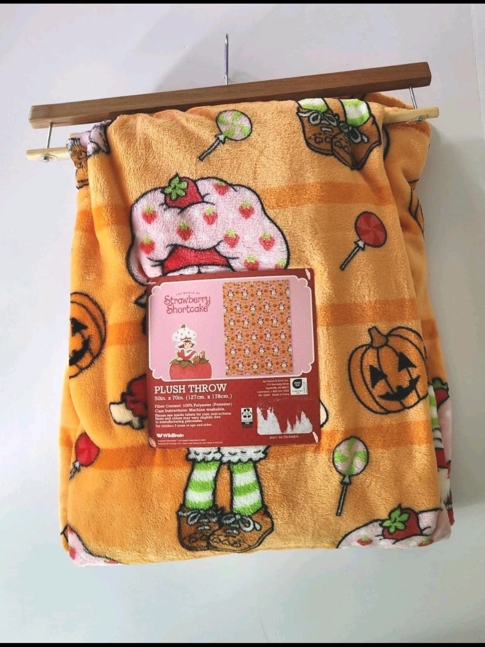 Strawberry Shortcake Plush Throw Blanket in Orange Halloween 50" X 70"